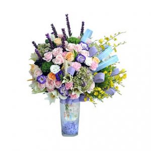 Hoa cắm bình đẹp để bàn phù hợp cho tân gia